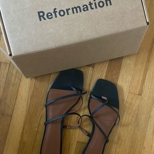 Reformation flats size 10